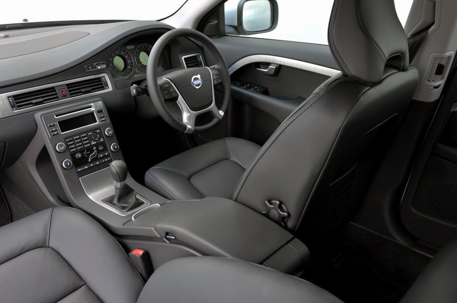  Volvo XC70 2010 года  (фото 39 из 58)